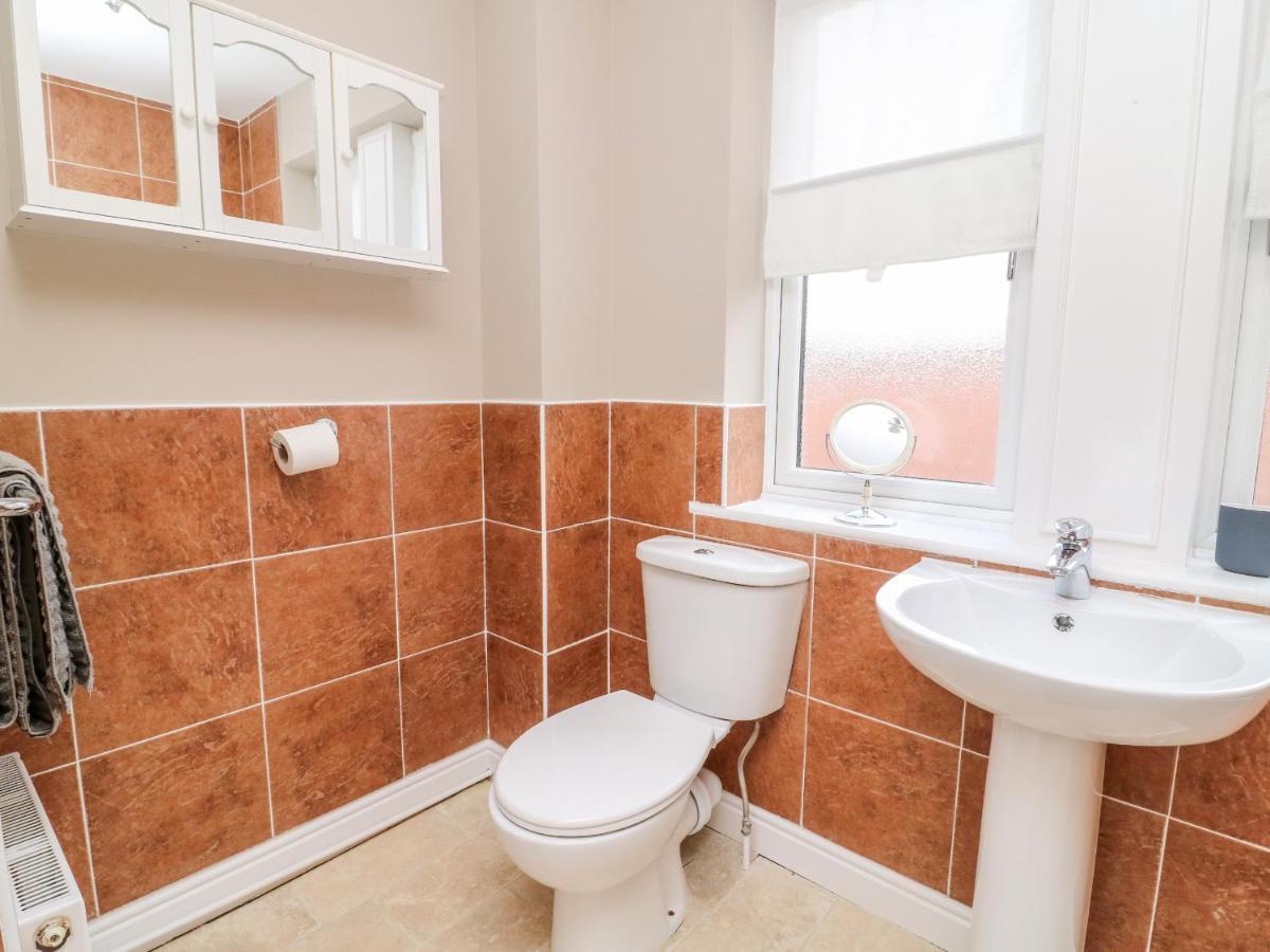 8 Williamson Drive Villa Рипън Екстериор снимка